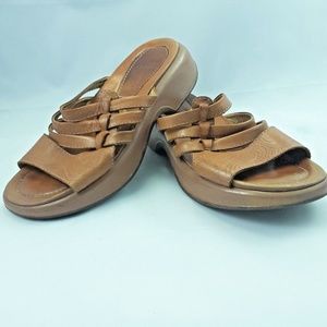 Dansko Leather Clogs EU sz 37 Luggage Tan